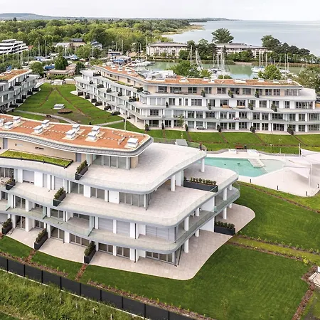 Апартаменты Szemesbay *